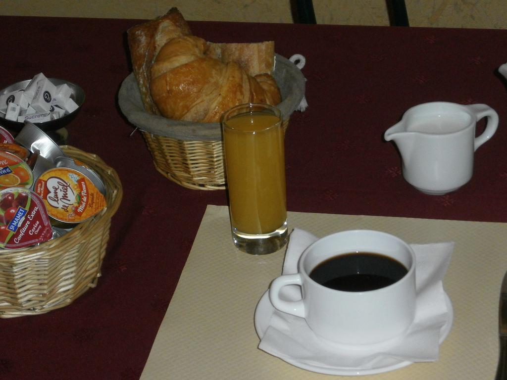 Hotel Jaures Toulon Buitenkant foto