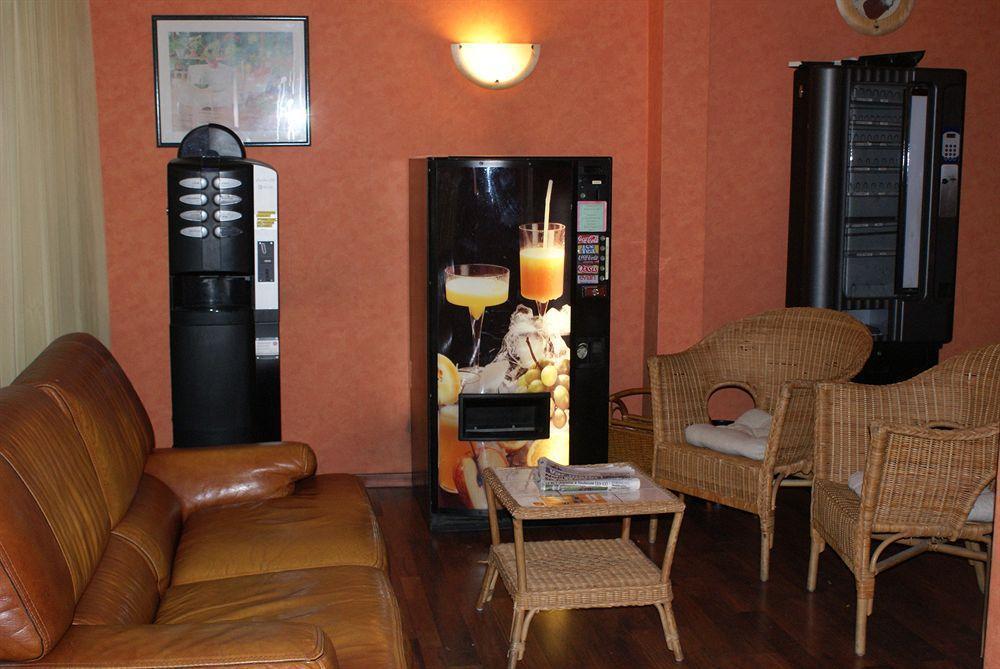 Hotel Jaures Toulon Buitenkant foto