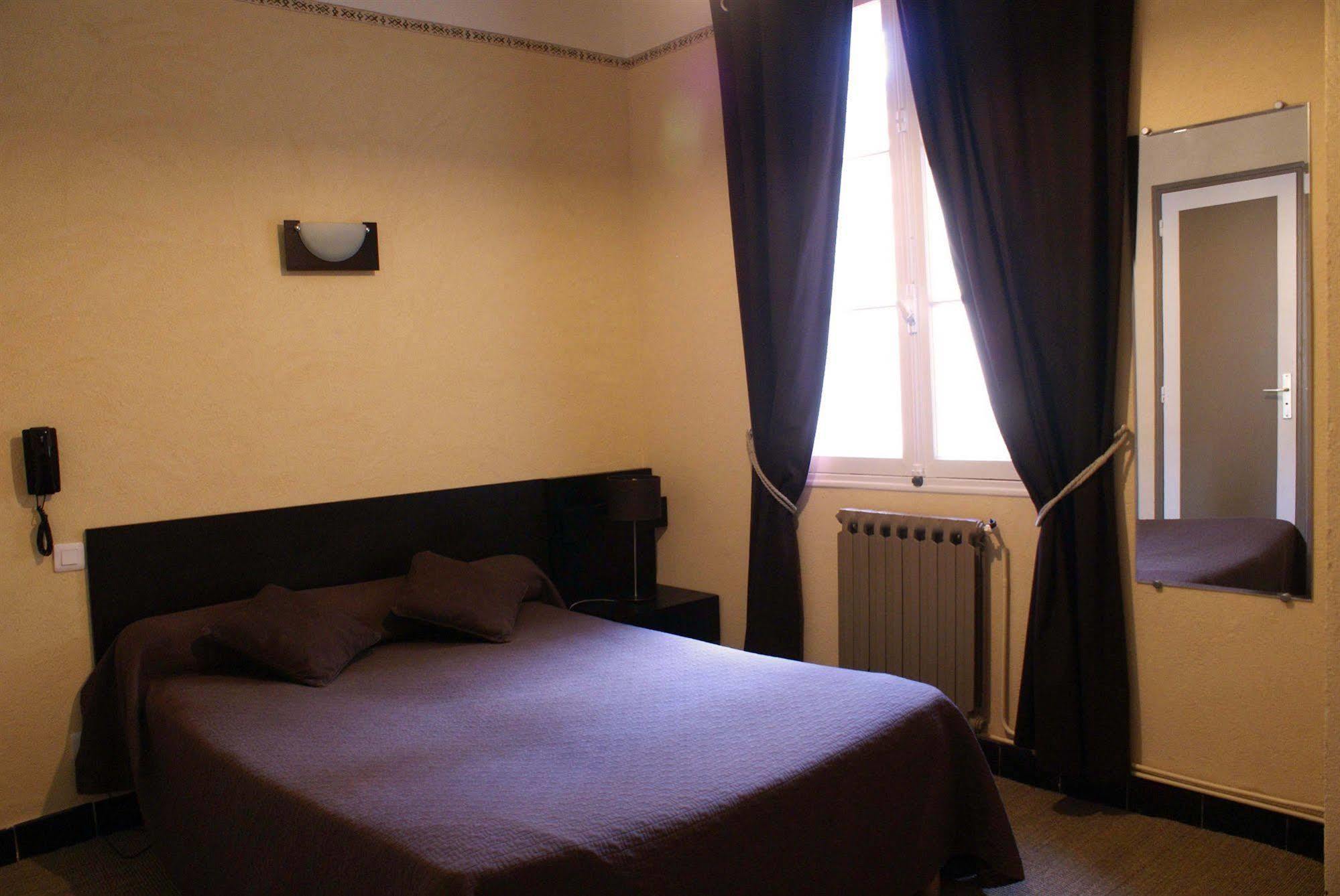 Hotel Jaures Toulon Buitenkant foto